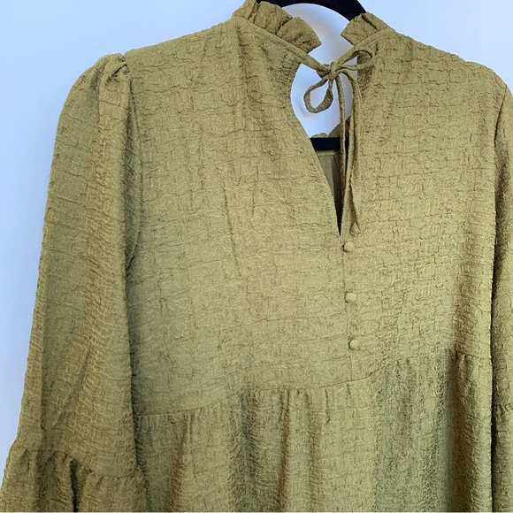 NWT Betsey Johnson Novelty Textured Tier Dress - Picture 5 of 8